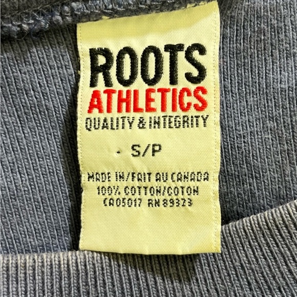 Roots blue long sleeve with white lettering S/P - Picture 3 of 6